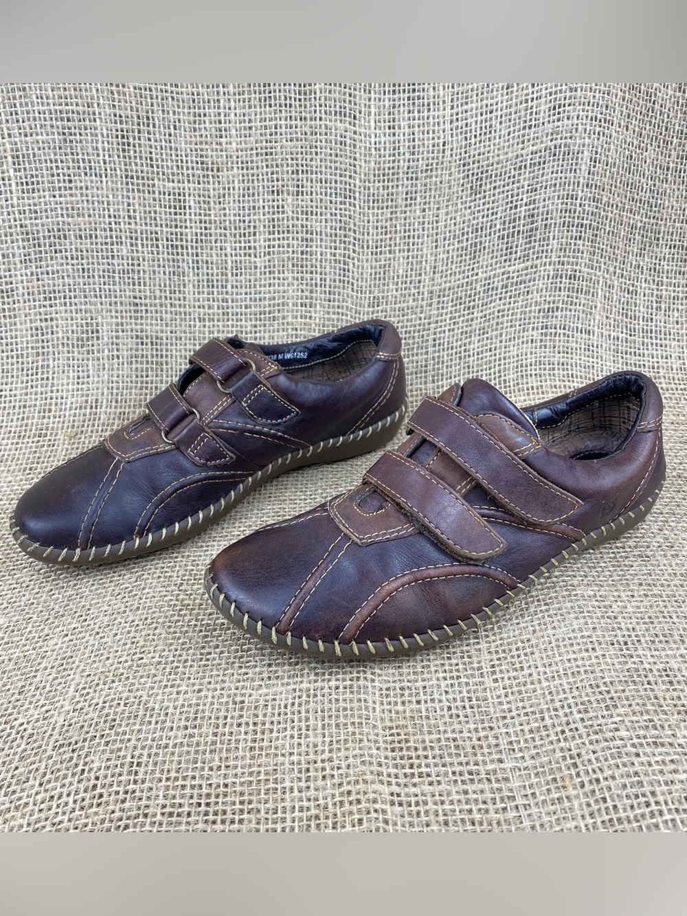 born shoes, leather sneakers vel-cro straps casual women’s size 7